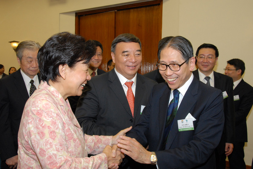 HKU Joins Hands with China National Pharmaceutical Group Corporation in Translational Pharmaceutical R&D gallery photo 2